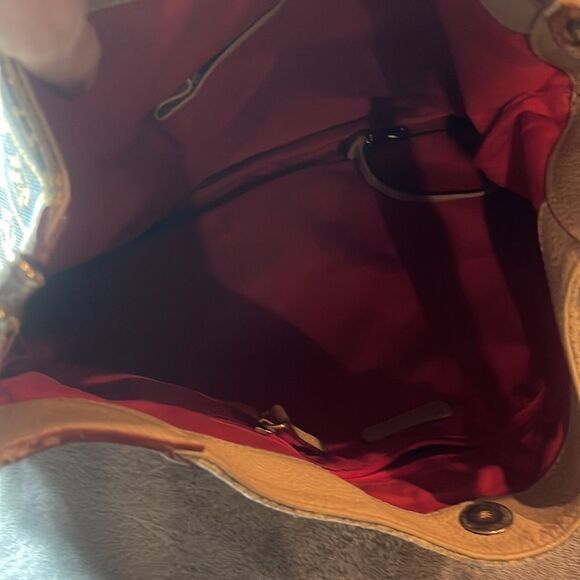 Dooney & Bourke purse - Picture 12 of 14